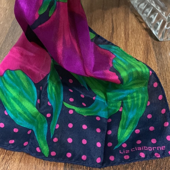 San Diego Hat Company 23” Extremely wide brim, navy straw sun hat w Liz scarf - Picture 14 of 14